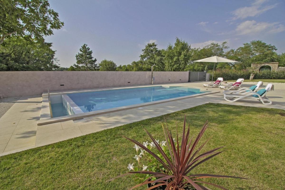 Villa Marija In Pekici Svetvincenat Bagian luar foto