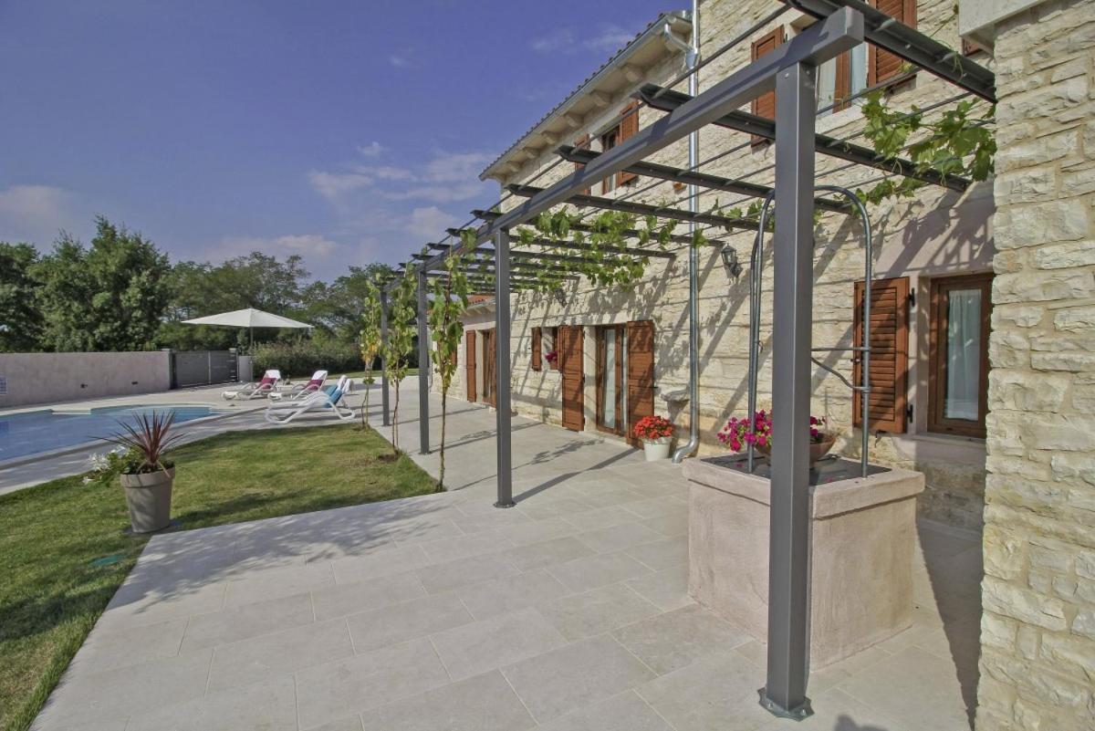 Villa Marija In Pekici Svetvincenat Bagian luar foto